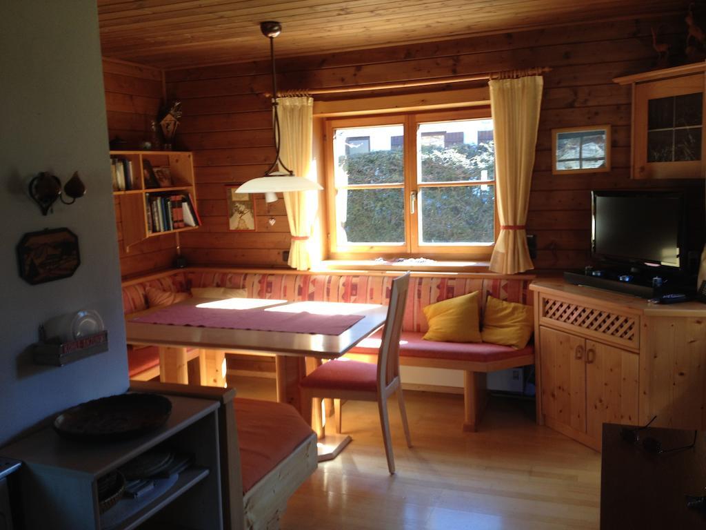 Ferienhaus Zirmheim Pertisau Ruang foto